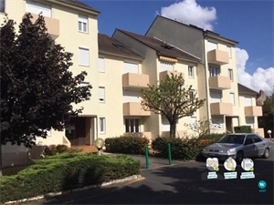 t2 à la location -   45200  MONTARGIS, surface 44 m2 location t2 - UBI437304740